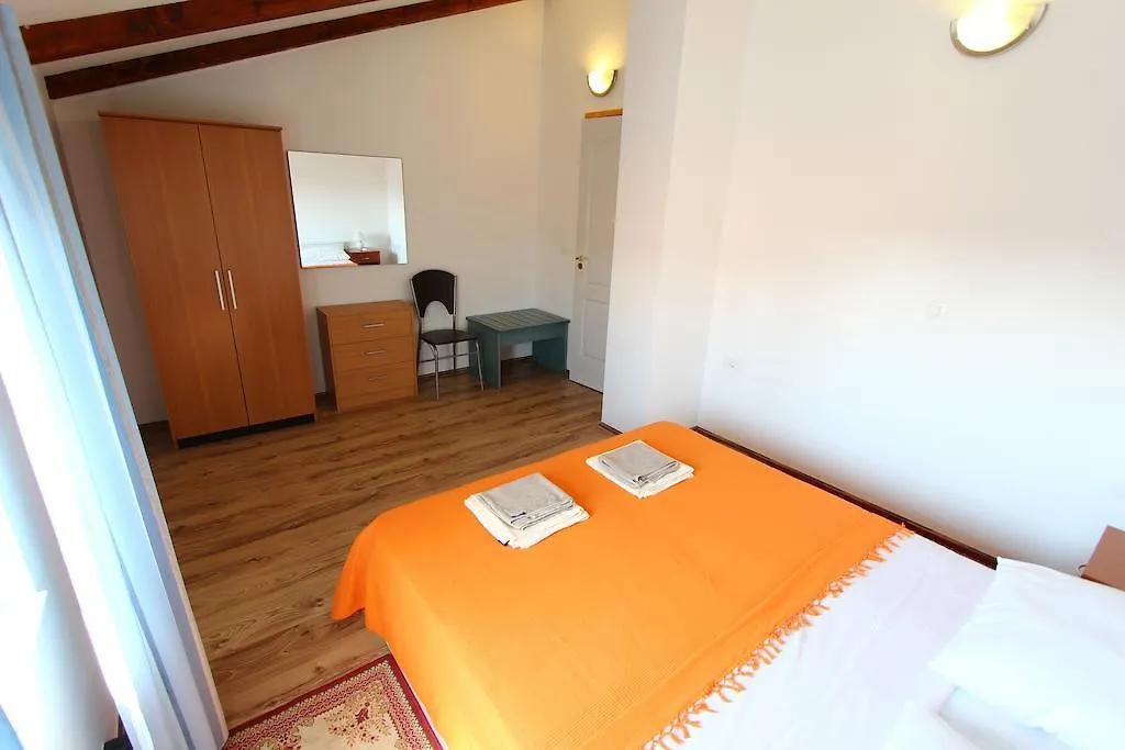 Apartment Neily Rovinj