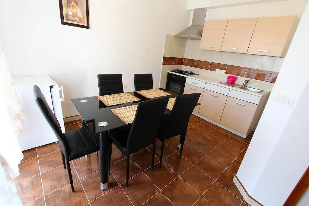 Apartment Neily Rovinj Hırvatistan